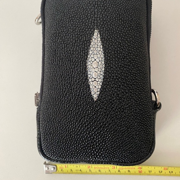 Cuadra Exotic Stingray Crossbody Bag - Picture 6 of 13